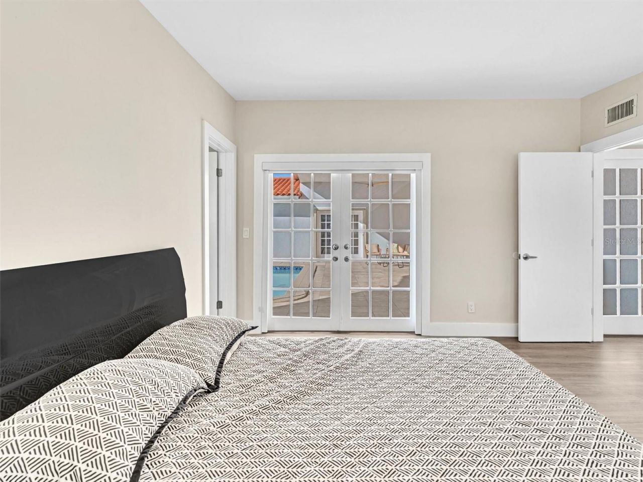 12904 Banyan Road , North Miami, FL 33181 Photo