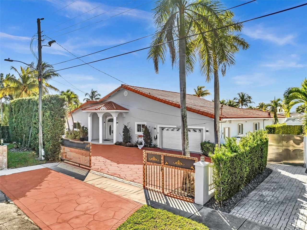 12904 Banyan Road , North Miami, FL 33181 Photo