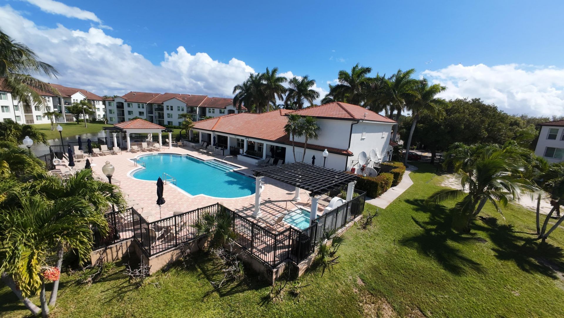 402 Villa Circle, Unit 402, Boynton Beach, FL 33435 Photo