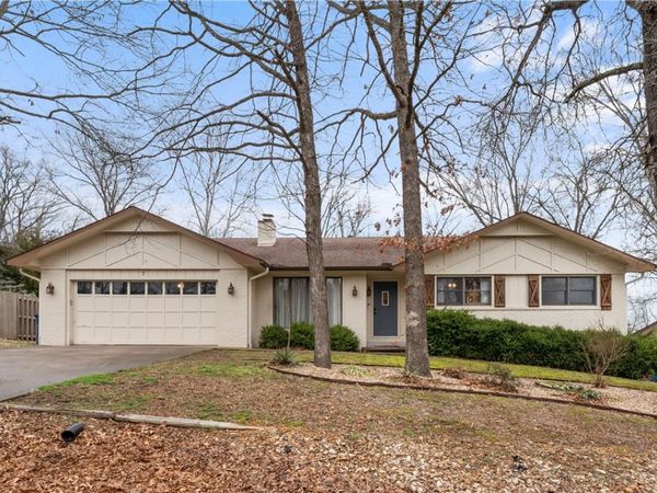 7 Abingdon Lane , Bella Vista, AR 72715
