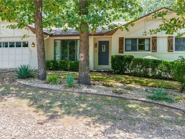 7 Abingdon Lane, Bella Vista, AR 72715