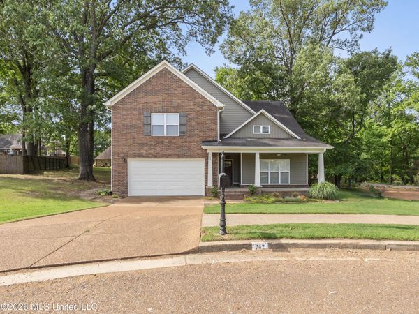 707 Bending Oak Cove, Hernando, MS 38632