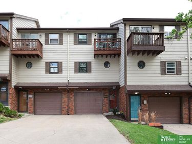 4752 Capitol Avenue, Omaha, NE 68132