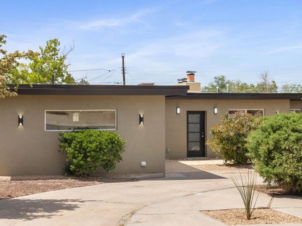 4518 Mountain Road NE, Albuquerque, NM 87110