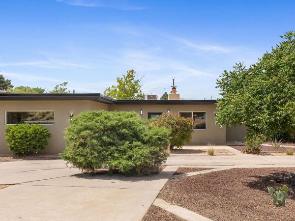 4518 Mountain Road NE, Albuquerque, NM 87110