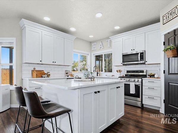 406 Triumph Drive, Middleton, ID 83644