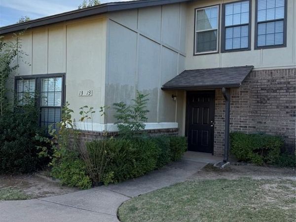 13813 Crossing Way West, Edmond, OK 73013