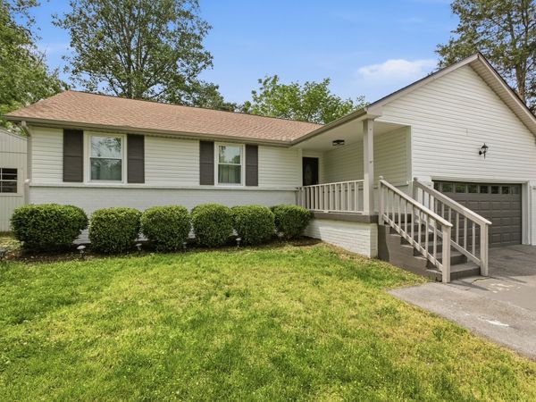 7012 Cotton Blossom Ln , Nashville, TN 37221