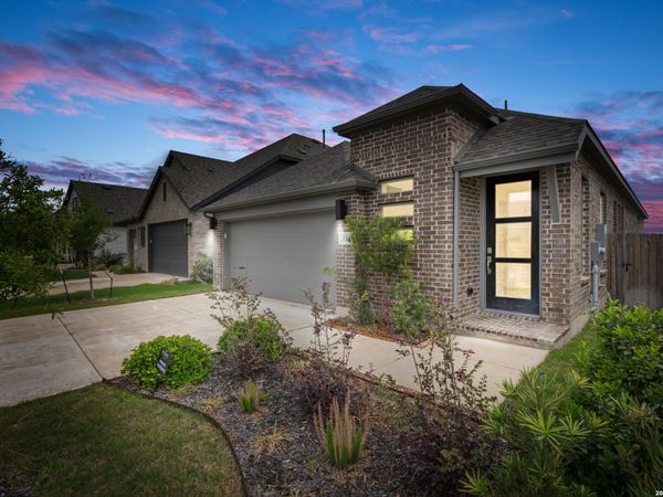 311 BALATON LK, New Braunfels, TX 78130