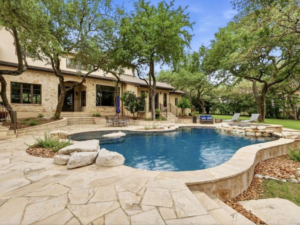 82 Champion Clf, San Antonio, TX 78258