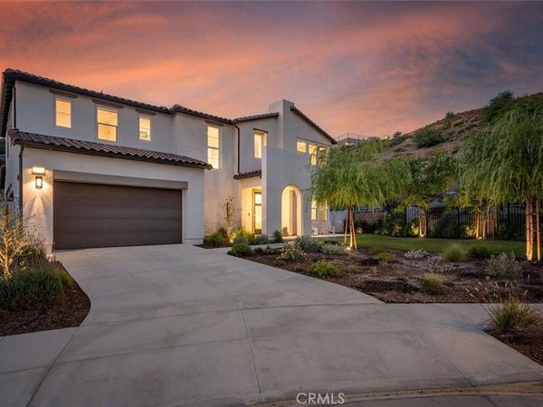 17701 Ridgeline Court, Saugus, CA 91350