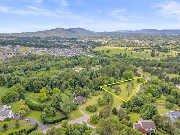 1625 FRANKLIN DR, Charlottesville, VA 22911