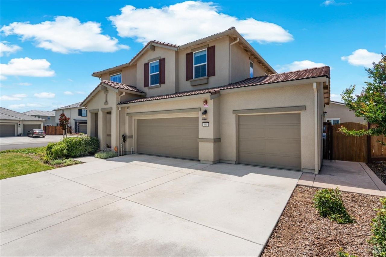 661 Shaul Circle, Vacaville, CA 95687 Main Photo