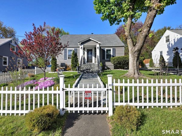 77 Raymond, Waterbury, CT 06706