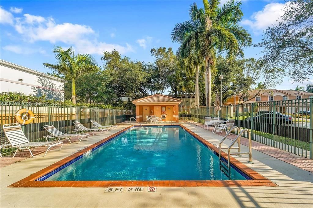 9840 NW 19th Place, Sunrise, FL 33322 Photo