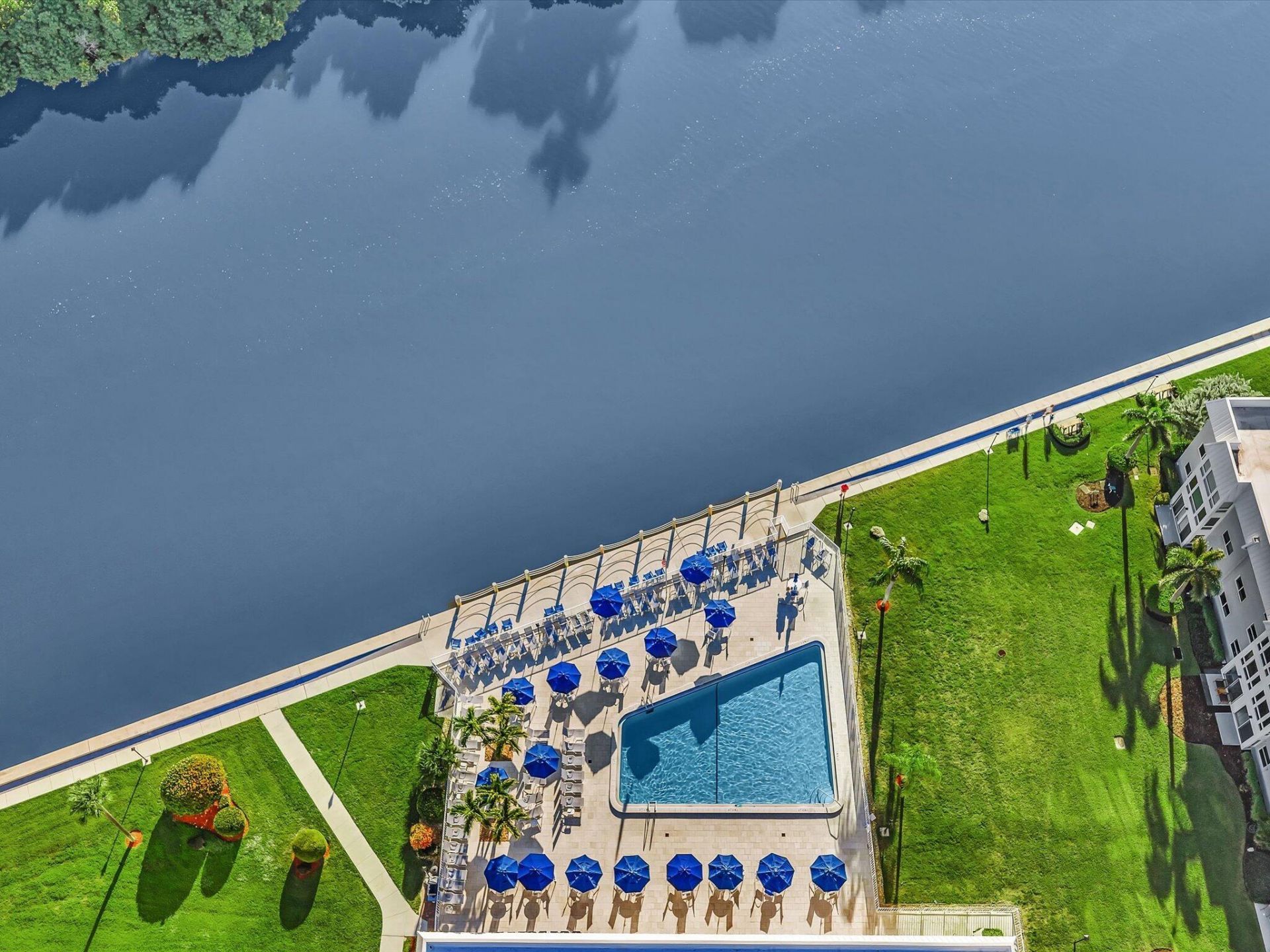 12 Colonial Club Drive, Unit 305, Boynton Beach, FL 33435 Photo