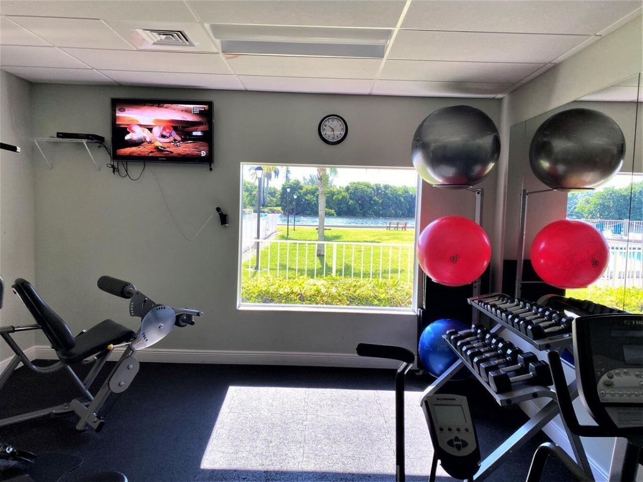 12 Colonial Club Drive, Unit 305, Boynton Beach, FL 33435 Photo