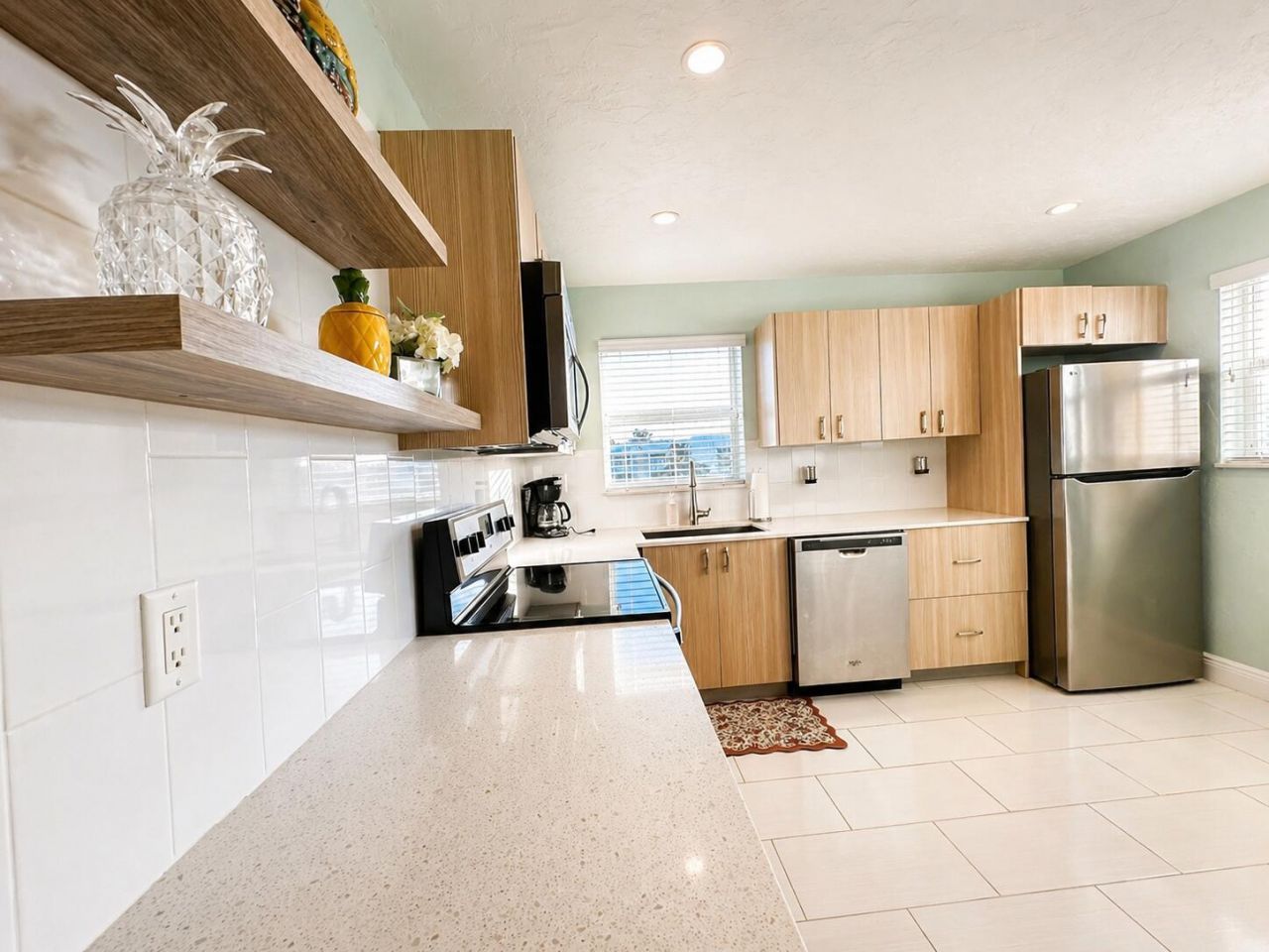12 Colonial Club Drive, Unit 305, Boynton Beach, FL 33435 Photo