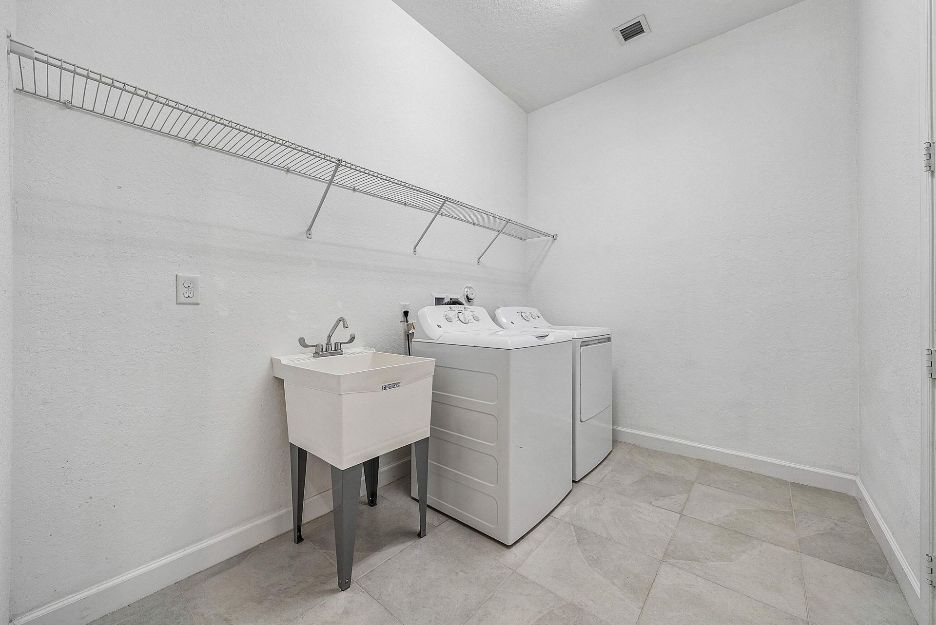 1031 Ember Ridge Run, Loxahatchee, FL 33470 Photo