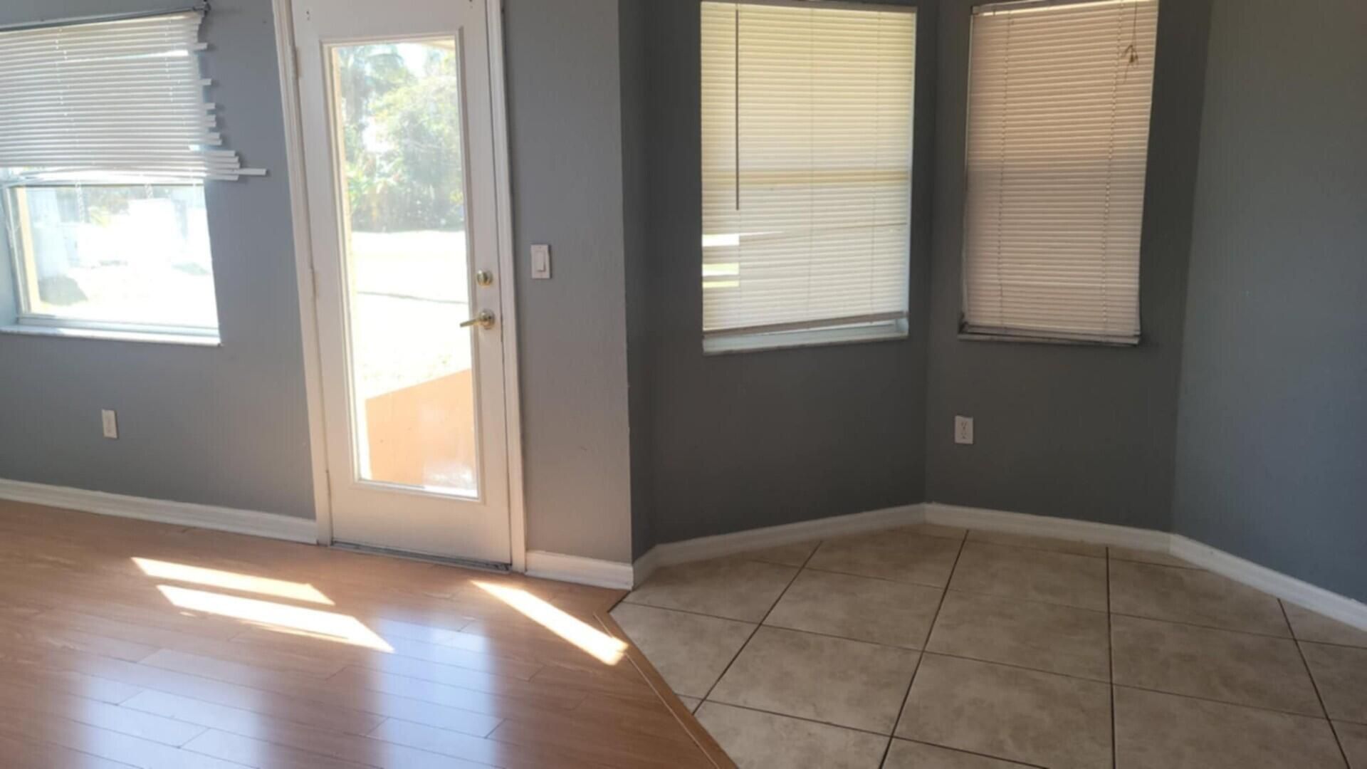 892 SW Duncan Terrace, Port Saint Lucie, FL 34953 Photo