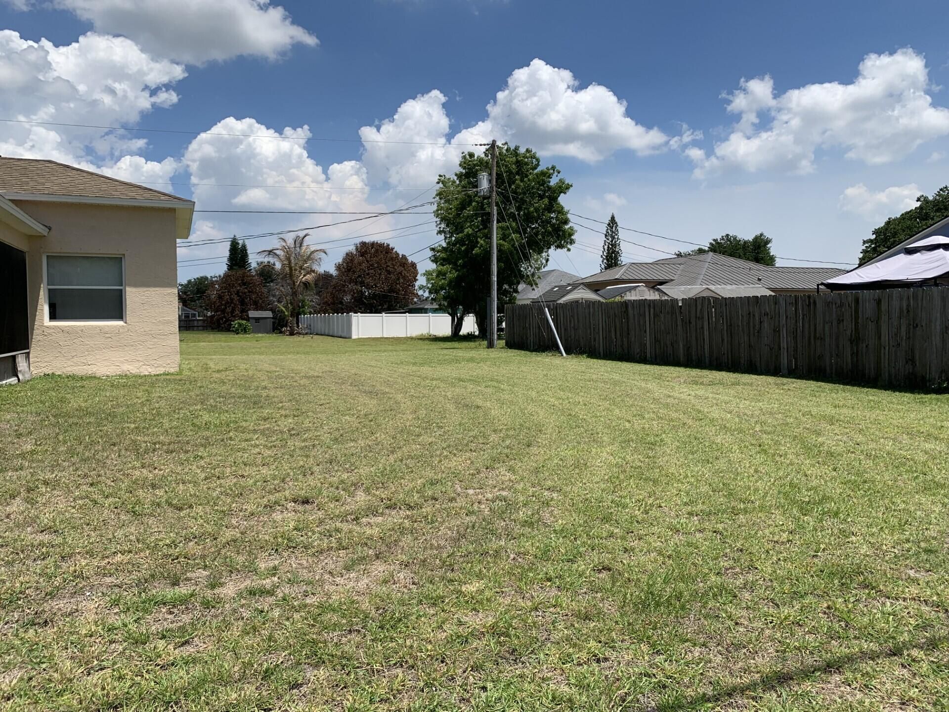 892 SW Duncan Terrace, Port Saint Lucie, FL 34953 Photo