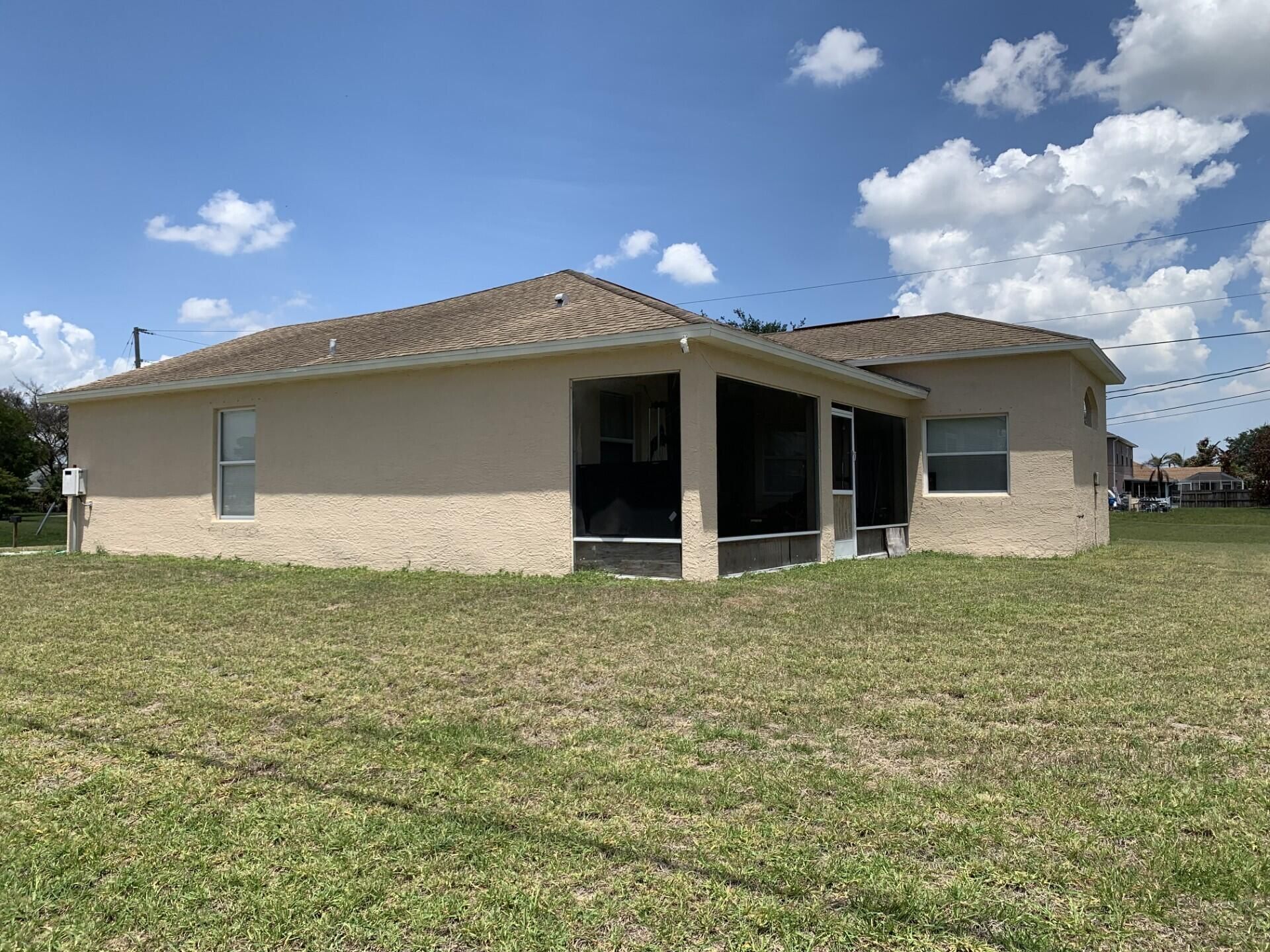 892 SW Duncan Terrace, Port Saint Lucie, FL 34953 Photo