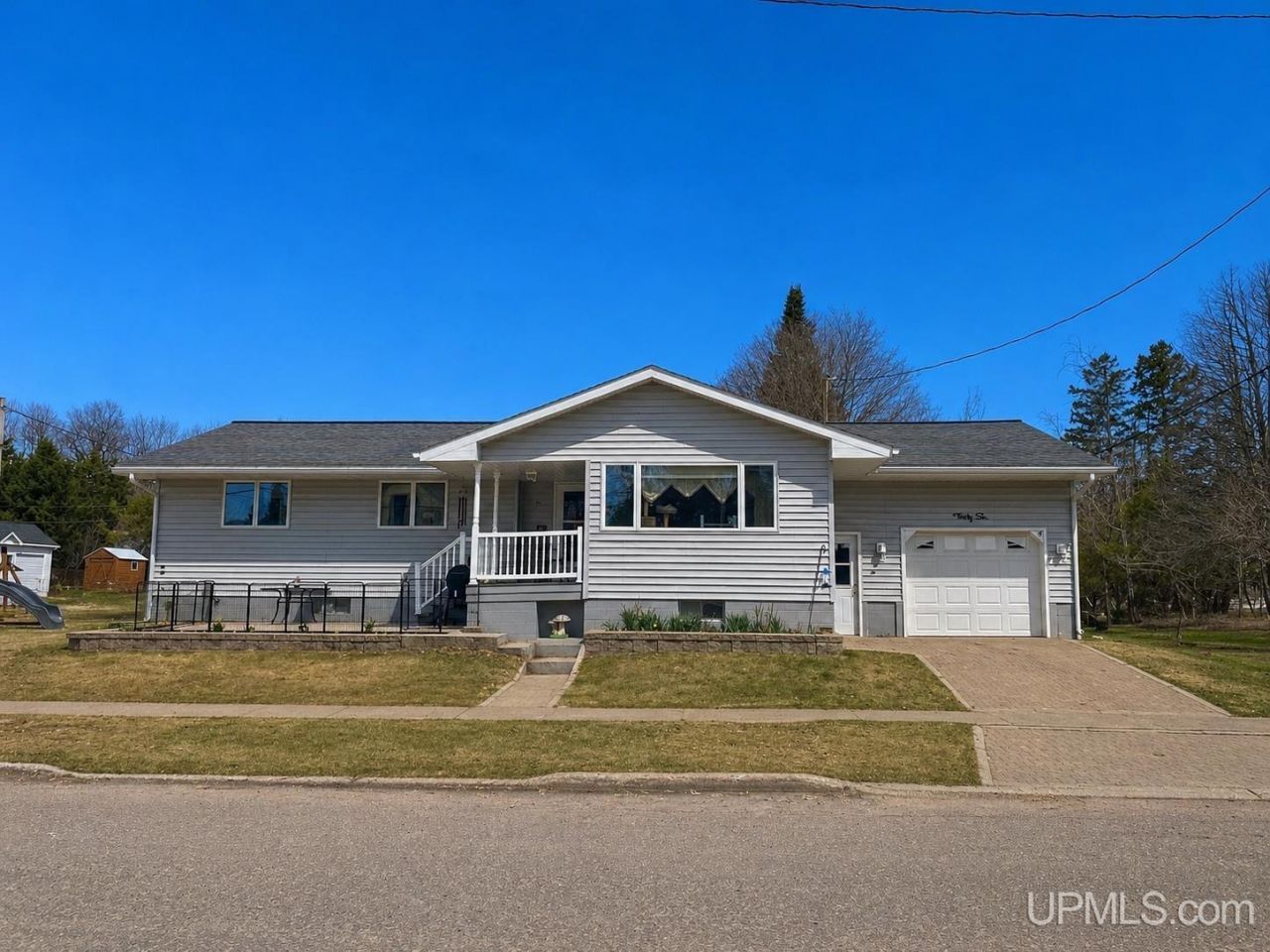 36 Champion Avenue, South Range, MI 49963 Main Photo