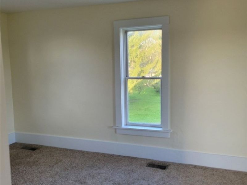 15593 Franchester Road, Burbank, OH 44214 Photo 11