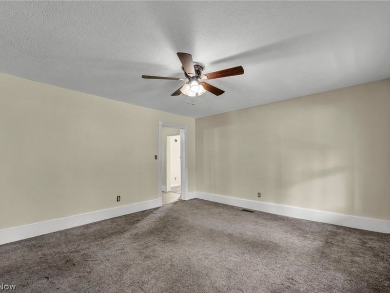 15593 Franchester Road, Burbank, OH 44214 Photo 16