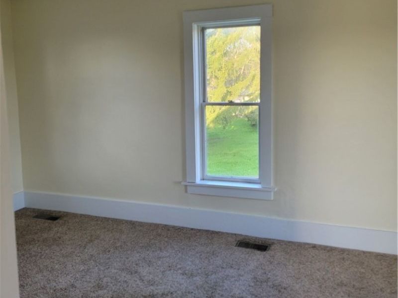 15593 Franchester Road, Burbank, OH 44214 Photo 22