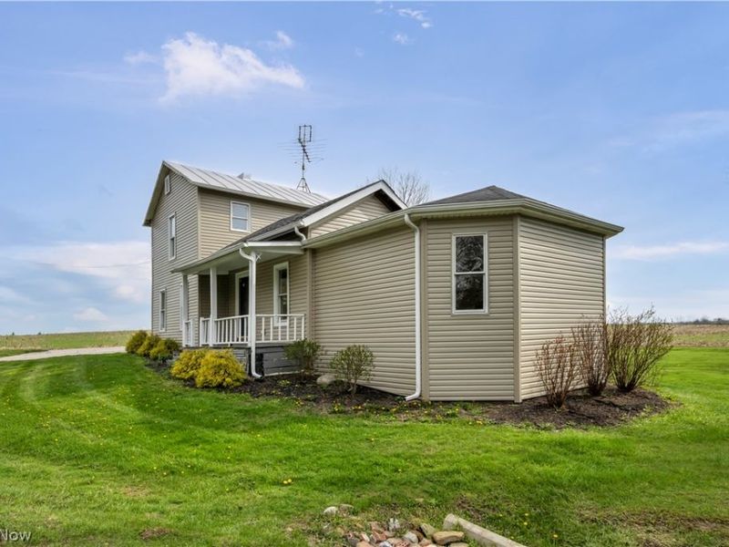 15593 Franchester Road, Burbank, OH 44214 Photo 3