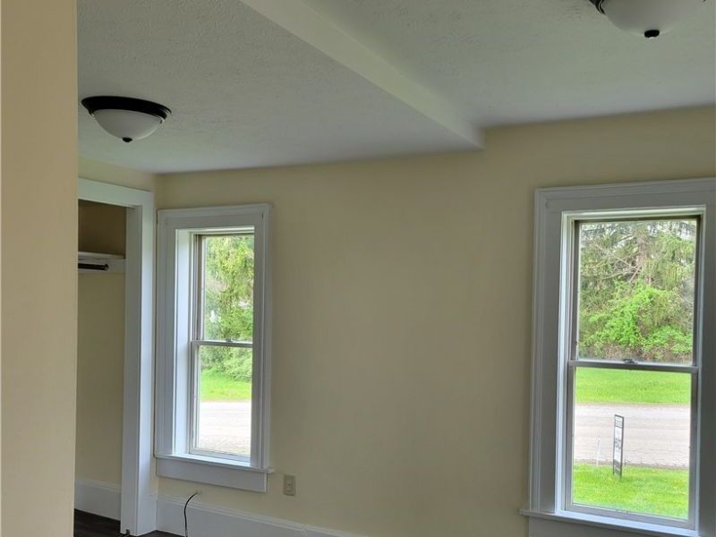 15593 Franchester Road, Burbank, OH 44214 Photo 5