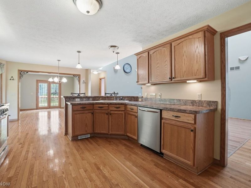 9341 Jordan Drive, Mentor, OH 44060 Photo 14