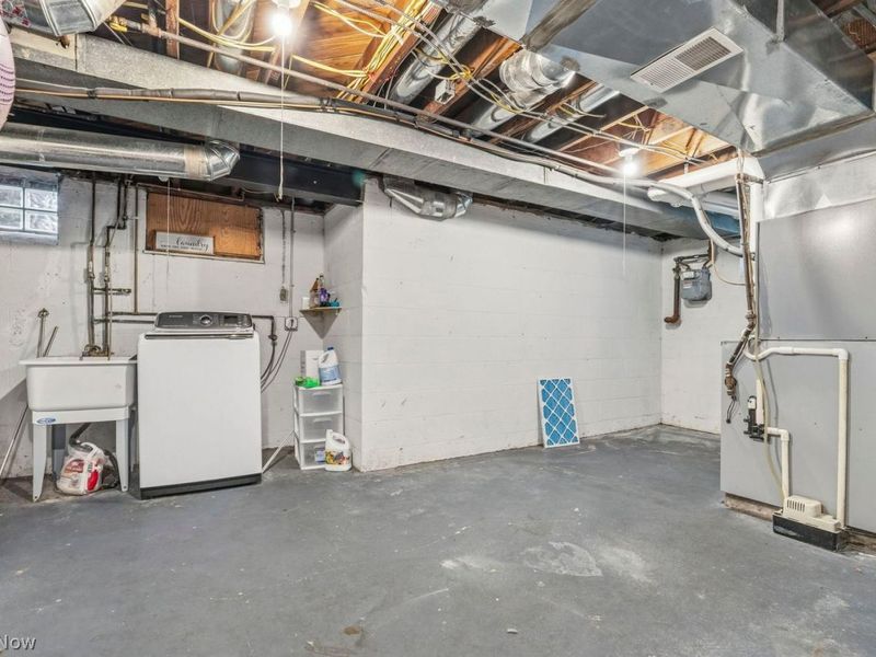 693 Quilliams Road, South Euclid, OH 44121 Photo 4