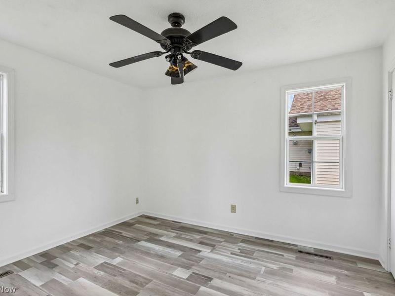 5076 Glenn Lodge Road, Mentor, OH 44060 Photo 4
