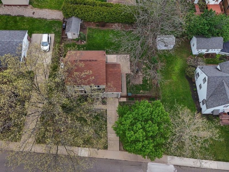 1422 Monument Road NW, Canton, OH 44703 Photo 2