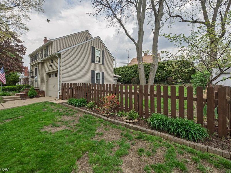 1422 Monument Road NW, Canton, OH 44703 Photo 23