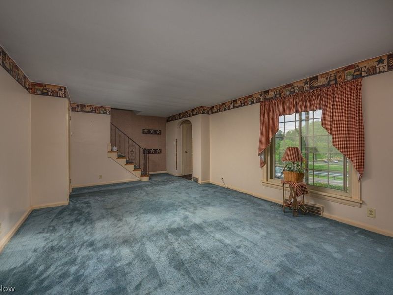 1422 Monument Road NW, Canton, OH 44703 Photo 5