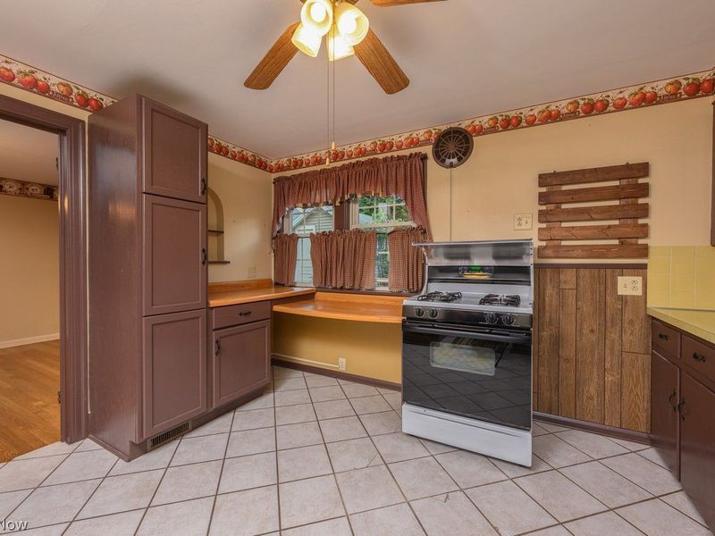 1422 Monument Road NW, Canton, OH 44703 Photo 8