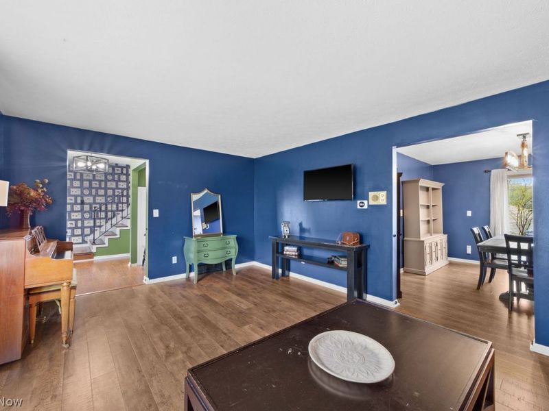 122 Lakeview Drive, Avon Lake, OH 44012 Photo 7