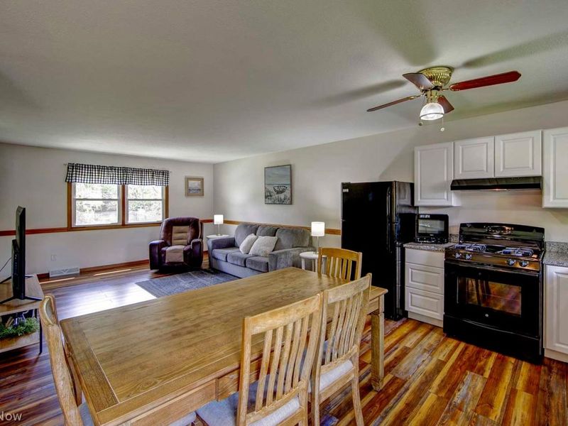 7350 Gilbert Street, Chippewa Lake, OH 44215 Photo 10