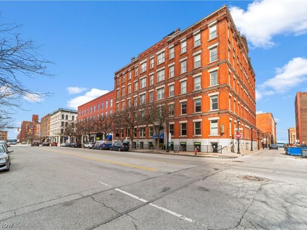 408 W Saint Clair Avenue , Unit 205, Cleveland, OH 44113