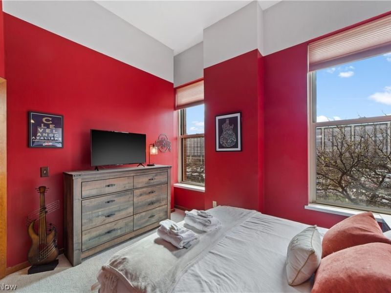 408 W Saint Clair Avenue, Unit 305, Cleveland, OH 44113 Photo 21