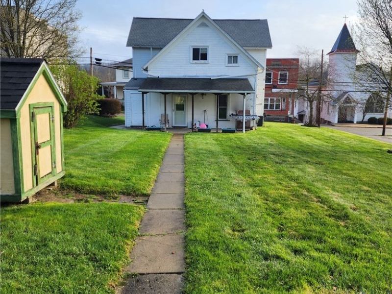 208 W Main Street, Bowerston, OH 44695 Photo 4