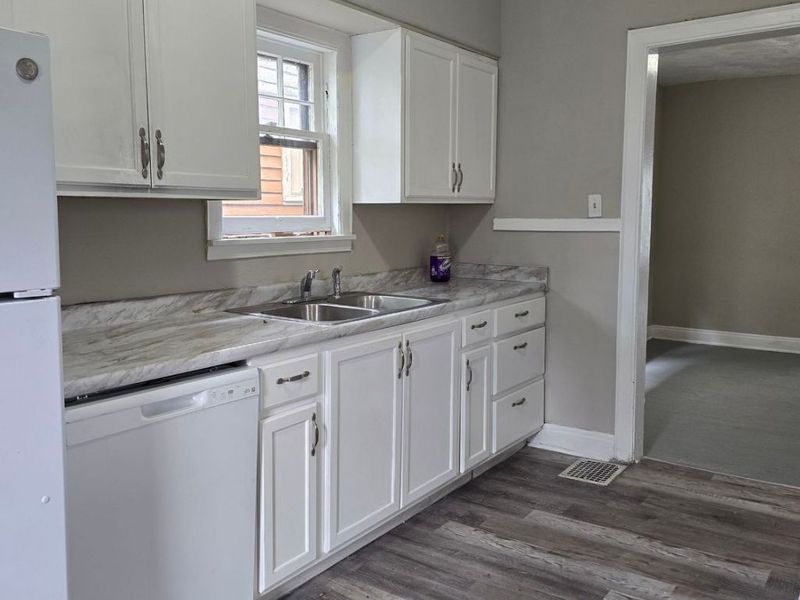 343 4th Street, Elyria, OH 44035 Photo 7