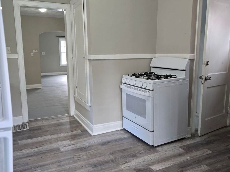 343 4th Street, Elyria, OH 44035 Photo 9