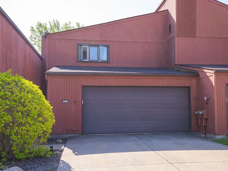 32769 Willowbrook Lane, North Ridgeville, OH 44039 Photo 1