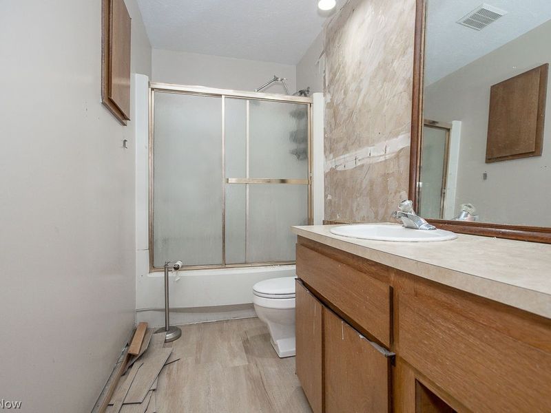 32769 Willowbrook Lane, North Ridgeville, OH 44039 Photo 19