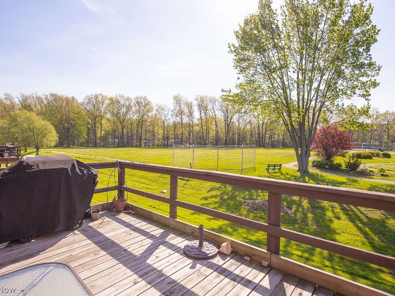 32769 Willowbrook Lane, North Ridgeville, OH 44039 Photo 5