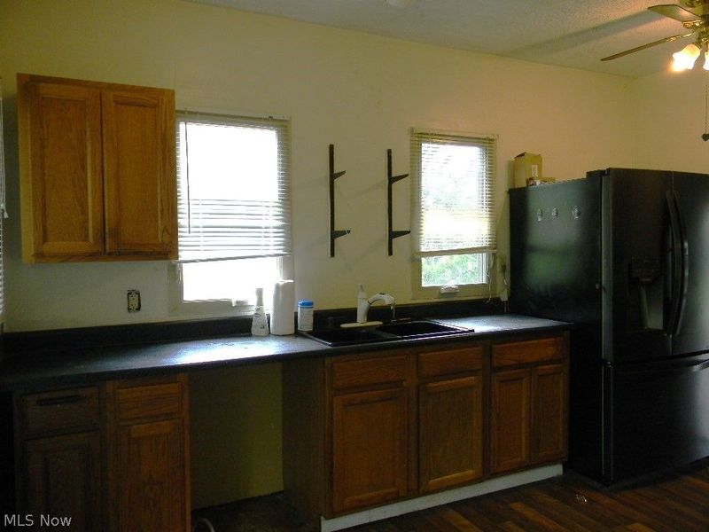 935 Forest Street, Niles, OH 44446 Photo 12